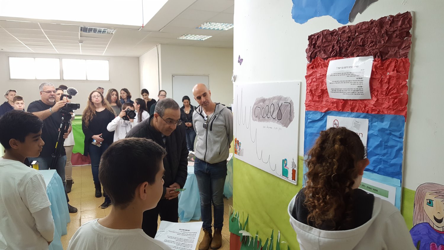 מציגים את עבודות המחקר