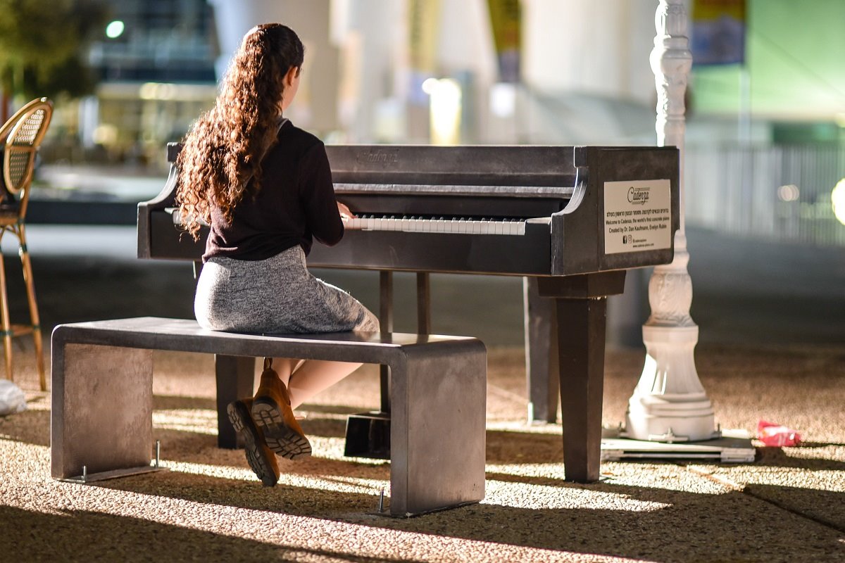 יח"צ לפסנתר במרחב הציבורי