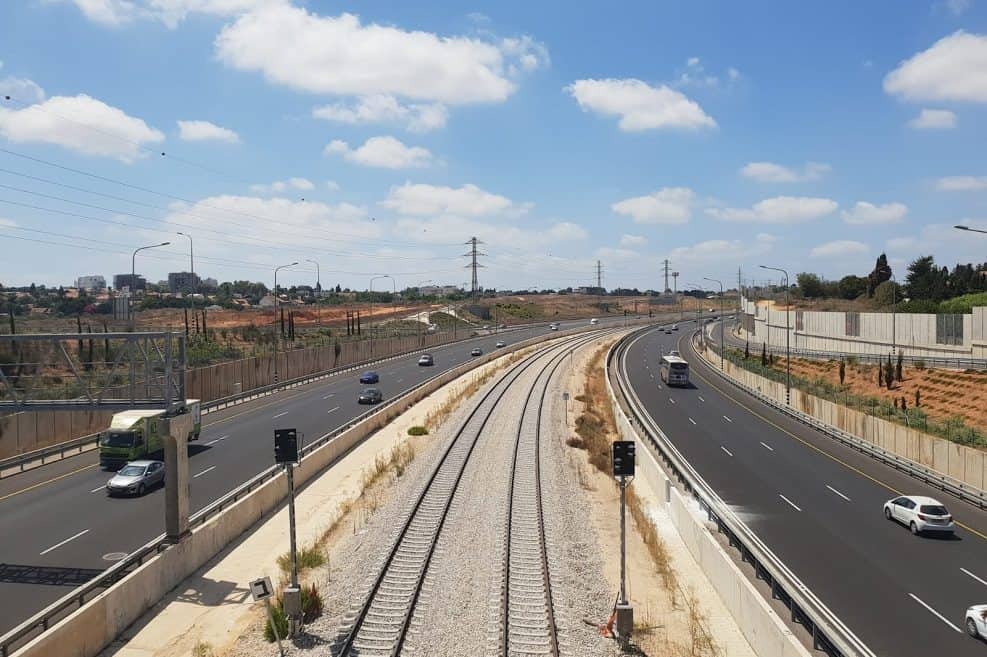 נתיבי תחבורה יעודים