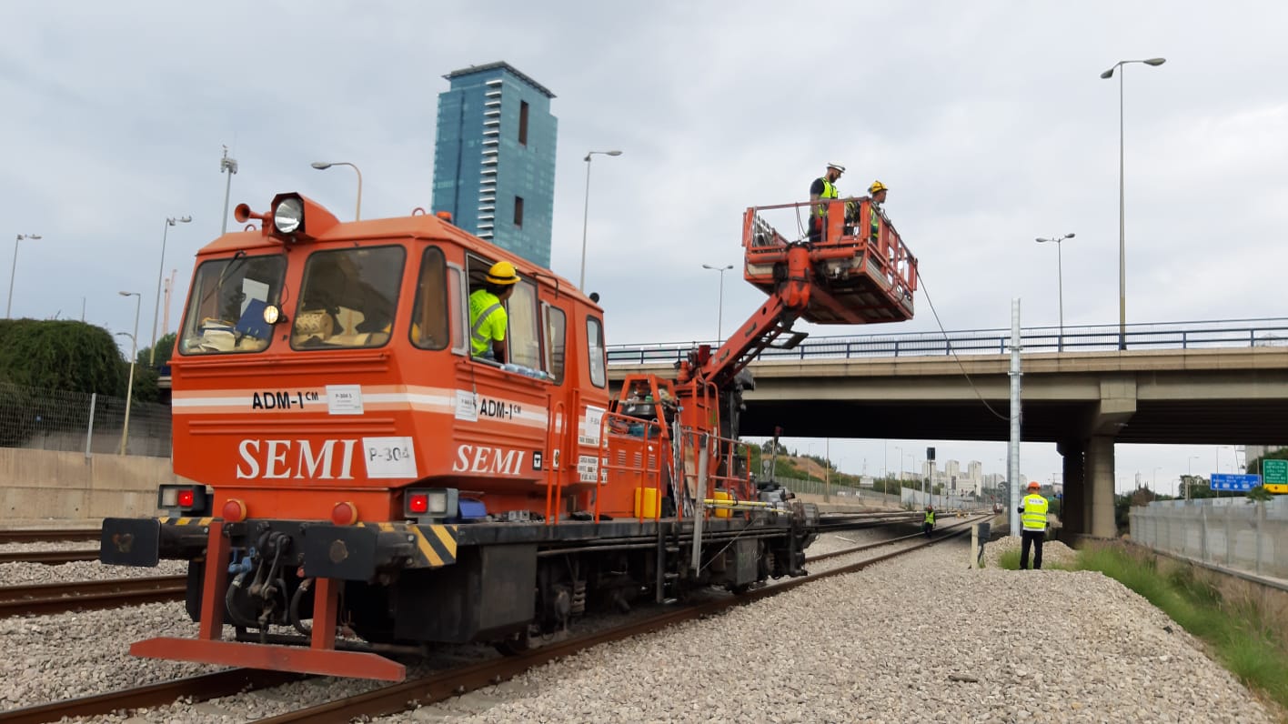 העבודות לחשמול המסילות בתל אביב - באדיבות רכבת ישראל