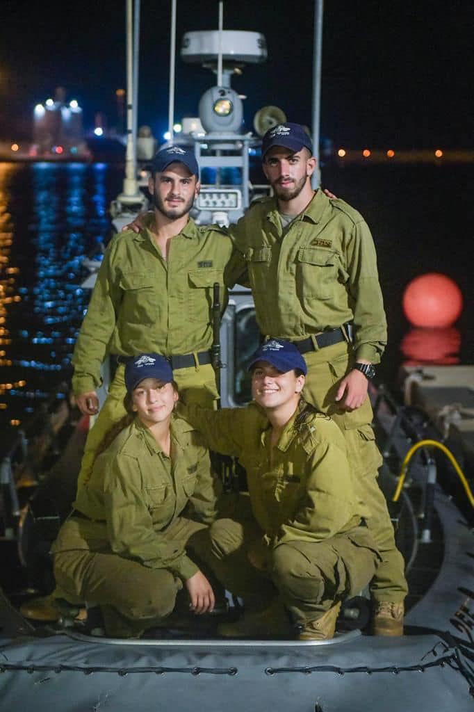 ארבעת הלוחמים הגיבורים מבסיס אשדוד. צילום: מתוך דף הפייסבוק של חיל הים