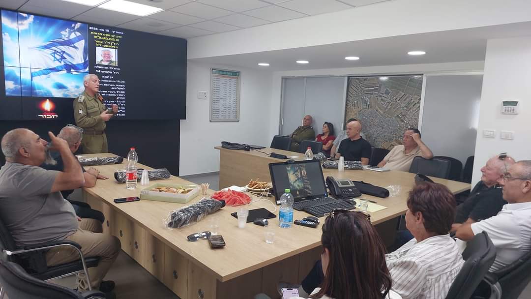 באדיבות מועצה מקומית  גן יבנה