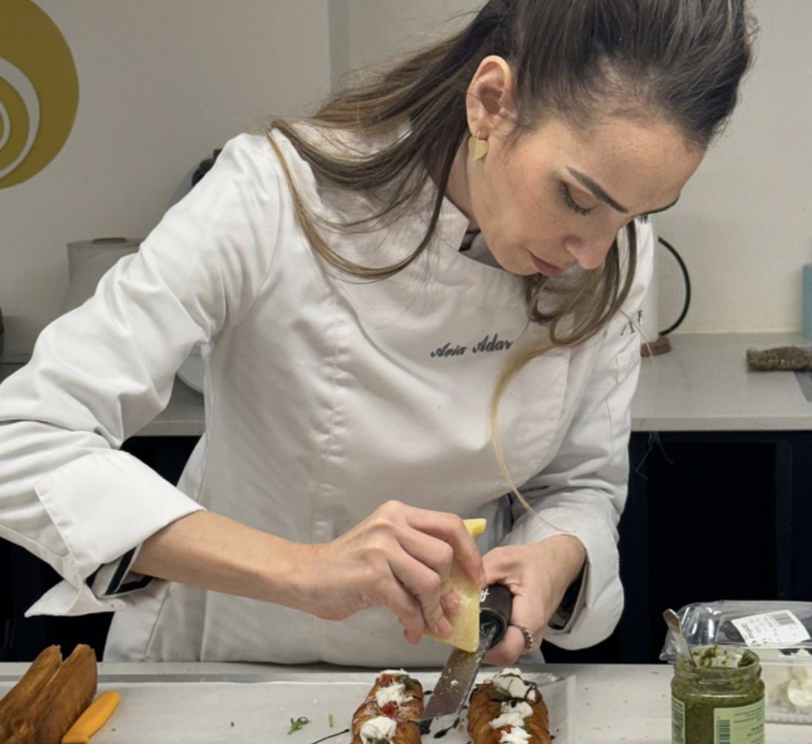 אביה אדר בשיא הקריירה המצליחה 