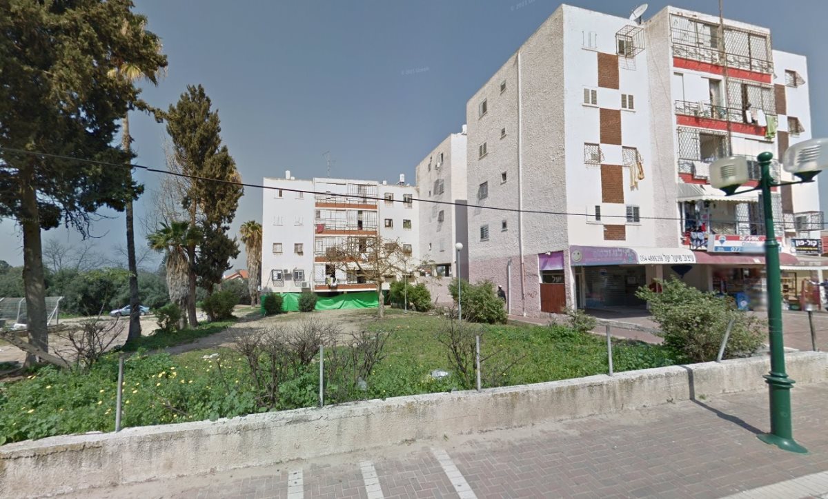 רחוב הרצל גן יבנה