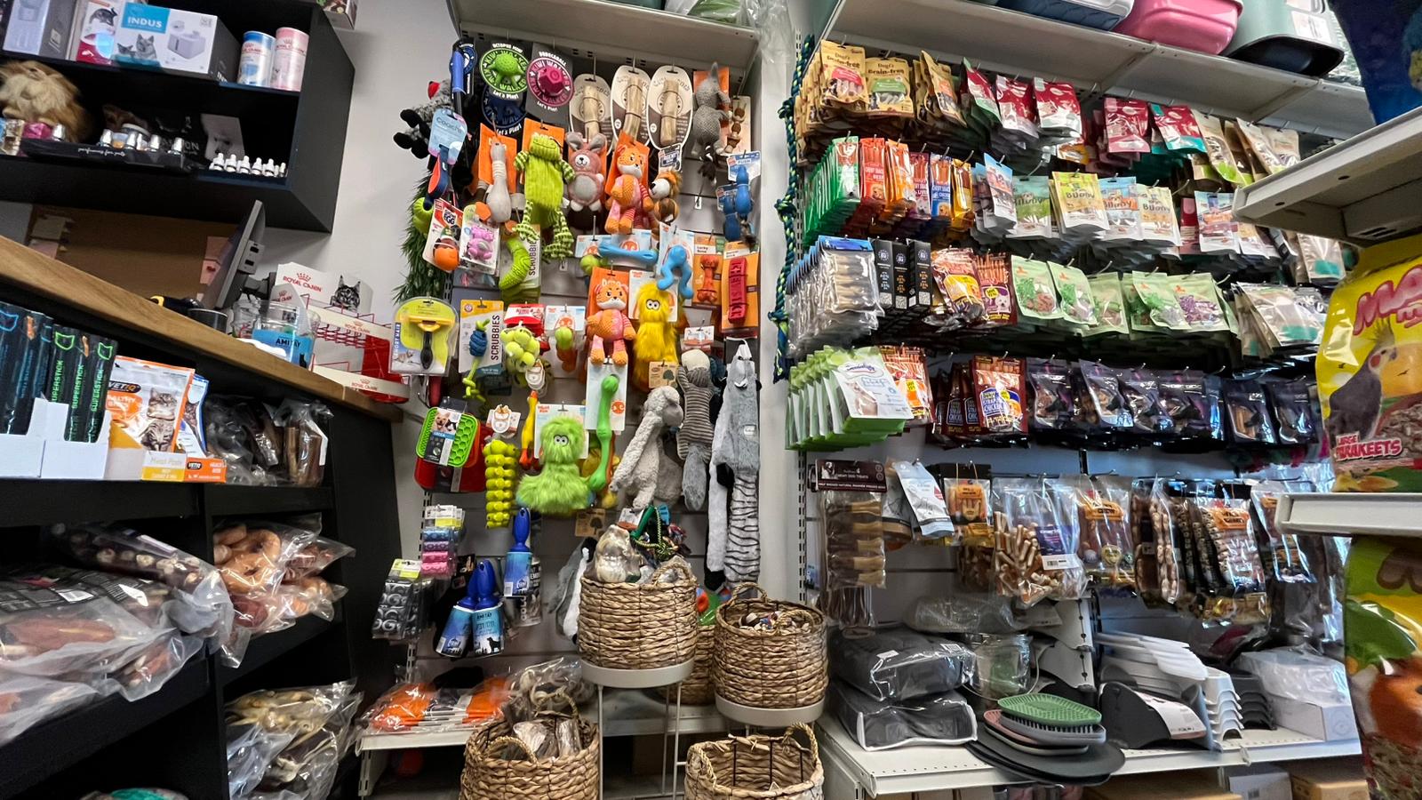 סאנפט ציוד ומזון לבעלי חיים