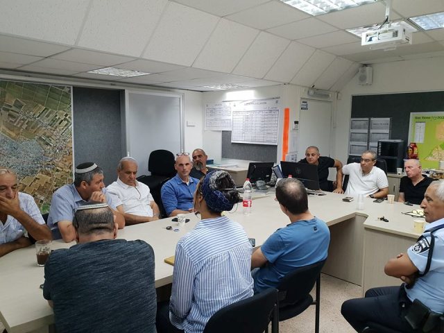 פייסבוק אהרון דרור