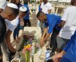 “זר לנופל”: מאות אלפי זרי פרחים יונחו בבתי העלמין ביום הזיכרון