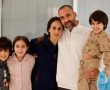 האיחוד של משפחת ברודץ' מכפר עזה שחזרו משבי החמאס יחד עם האב אביחי