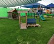 גן שלנו מה נקי הוא....שטחי החול בגני הילדים של גן יבנה מוחלפים בדשא סינתטי 
