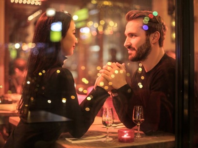 סליחה פירושו להודות שאני בן אדם ולא מלאך