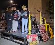 כיתת בר המצווה של קיבוץ בארי הדליקה נר חנוכה בעצרת בכרמי גת 
