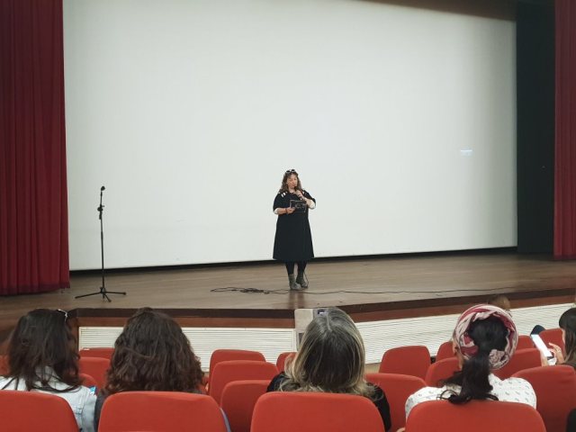 דוברות מועצה מקומית גן יבנה