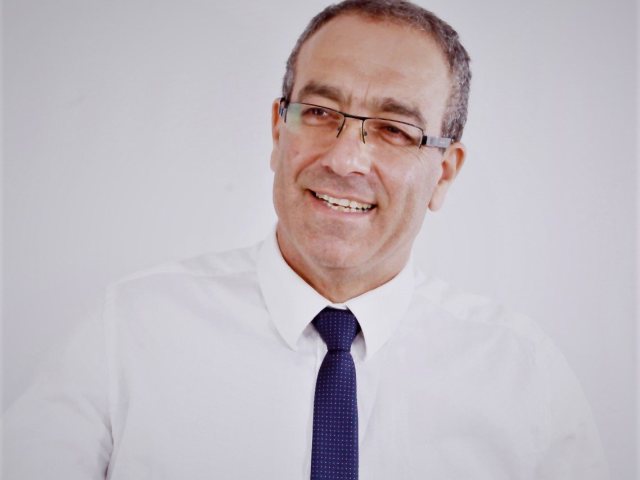 גן יבנה נט