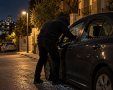אילוסטרציה פריצה לרכב