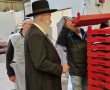 לקראת הפסח: הרה"ר הגר"י שיינין שליט"א בסיור במפעלי מזון